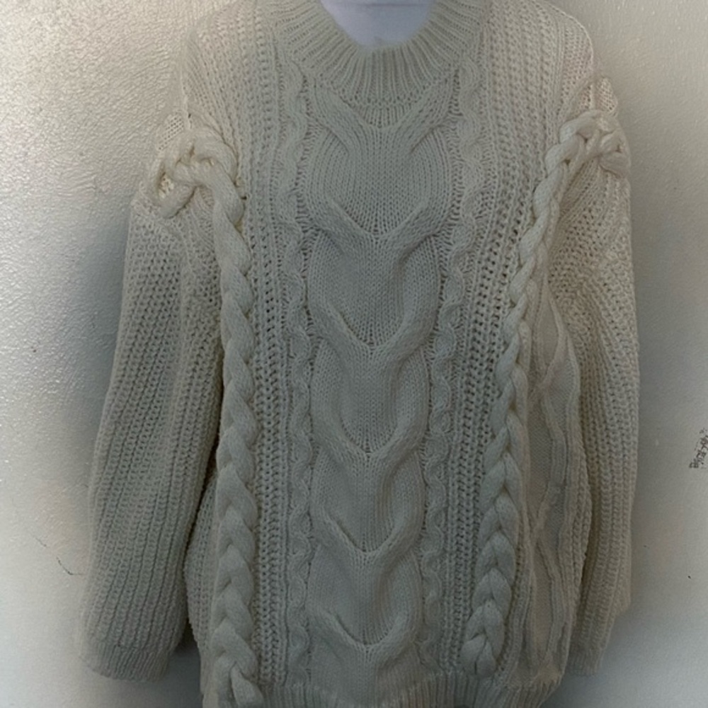 H&M Women's Cream Cable Knit Sweater size S oversized white wool blend